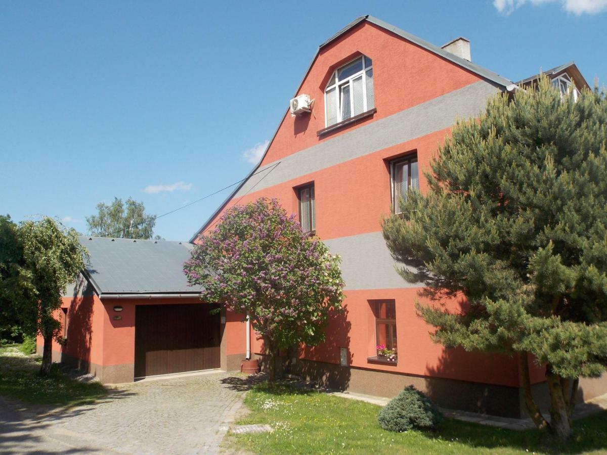 Luxusni Apartman Nmnm Family Nove Mesto na Morave Exterior foto